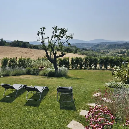 Villa Poggio Secco *